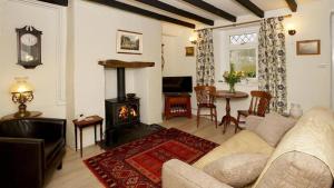 Ty Doli Cottage, rural location just outside Conwy town