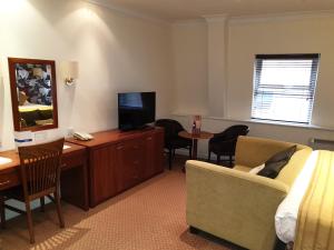 Red Lion Hotel