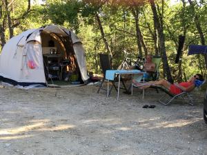 Campings Camping le Colorado : photos des chambres