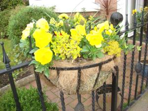 Broadlands Guest House