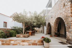 Augustis Suites Andros Greece