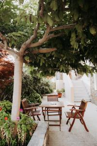 Augustis Suites Andros Greece