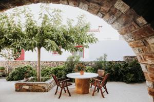 Augustis Suites Andros Greece