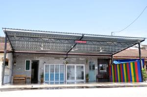 Teruntum 96 Guest house