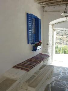 Kastro Gate Apartment ,entrance to an ancient village Sifnos Greece