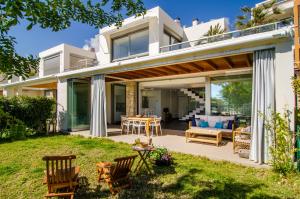 Ferienhaus Villa Luxe primera linea de playa Villajoyosa Spanien