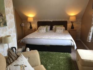 Superior Double or Twin Room with Sea View room in Earlston House