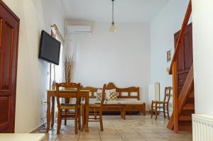 Argo Apartments Skyros Greece