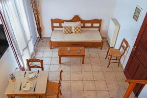 Argo Apartments Skyros Greece