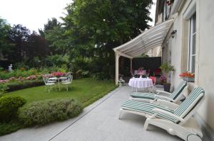 B&B / Chambres d'hotes Chambre d-hotes a TOUL centre ville avec parking prive : photos des chambres