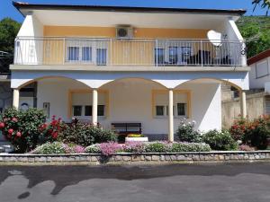 Apartment Duba