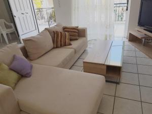 LIA HOUSE
