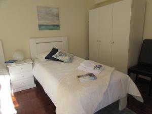 Bay House with pool 1 minute from the beach