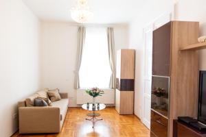 Wess11 Budapest Downtown