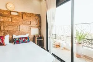 The Yogi Surfer - Tamraght Ou Fella