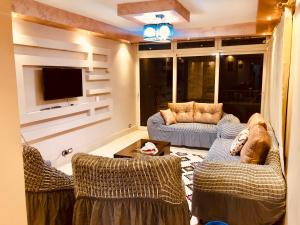 Toscanini Apartament اول صف مباشره