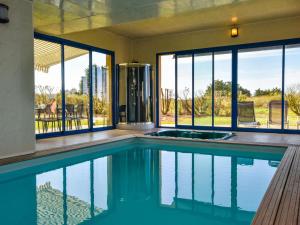 Villas Villa Sea view Heated pool bubble bath Sauna : photos des chambres