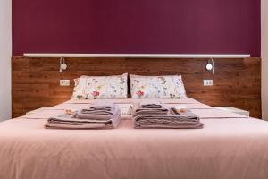 Double Room with Extra Bed room in Alla Riva