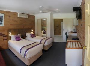 Copper Country Motor Inn