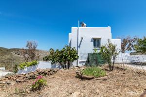 Villa Leiland Tinos Greece