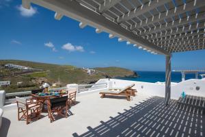 Superior Beachfront Apartment 2 with view to the Aegean Sea Myconos Greece