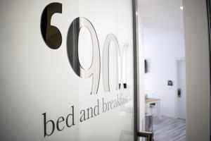 B&b '900