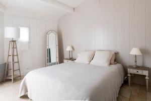 Villas Tres belle villa avec piscine (4*) : photos des chambres