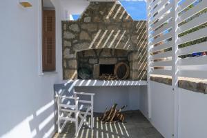 Madalena's Summer House Milos Greece