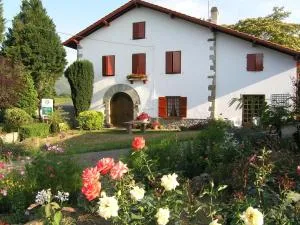 Chambre d'hôtes Altzia 1 - Ahaxe-Alciette-Bascassan