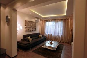 Brown Cottage Apartment