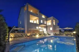 Deluxe Villa No.10 - Rooms & Apartments - Mandre