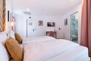 Deluxe Double Room with Balcony room in Filitti Boutique Hotel