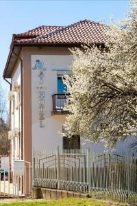 Раѝ - 3hvězdičkové hotely ve městě Chisarja