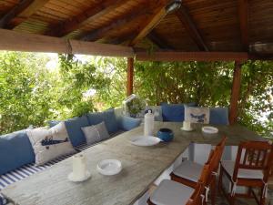 Palmina Mare Villa and Studios