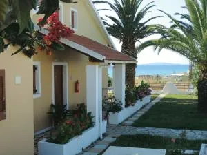 APARTMENTS PELI-MARIA - Agios Stefanos
