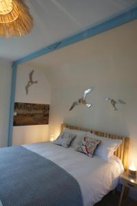 Double Room with Sea View room in L'écrin de l'Océan 80 mètres de la mer.