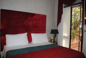 Economy Double or Twin Room