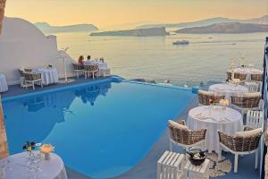 Astarte Suites Santorini Greece