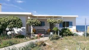 Anemos Seaside House Skyros Greece