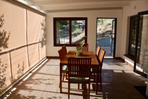 Three Pines Cottage on Stark Conde