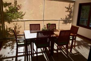 Three Pines Cottage on Stark Conde