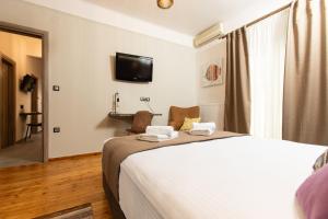 Downtown Luxury Boutique Suites - the grand suite