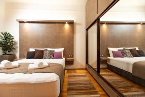 Downtown Luxury Boutique Suites - the grand suite