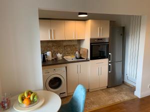 Floreasca Apartment Bach