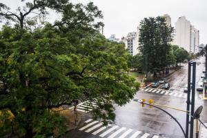 Dpto. Centrico con vista a Plaza Colón