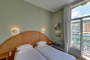 Hotels Hotel L'orque Bleue : Chambre Double - Vue sur Canal