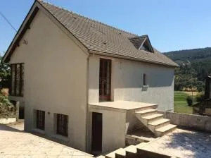 duplex house un center village - Parada