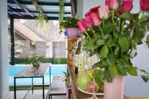 Almor Hostel With Pool in right center