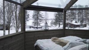 King Suite room in Lomakeskus Revontuli Glass Igloos
