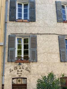 B&B / Chambres d'hotes La Cle de la Porte B&B : photos des chambres